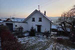 Modernisiertes Einfamilienhaus mit großem Garten, Terrasse & Garage – Die vollständige Adresse der Immobilie erhältst du vom Anbieter., 94513 Schönberg – Vorschaubild 11