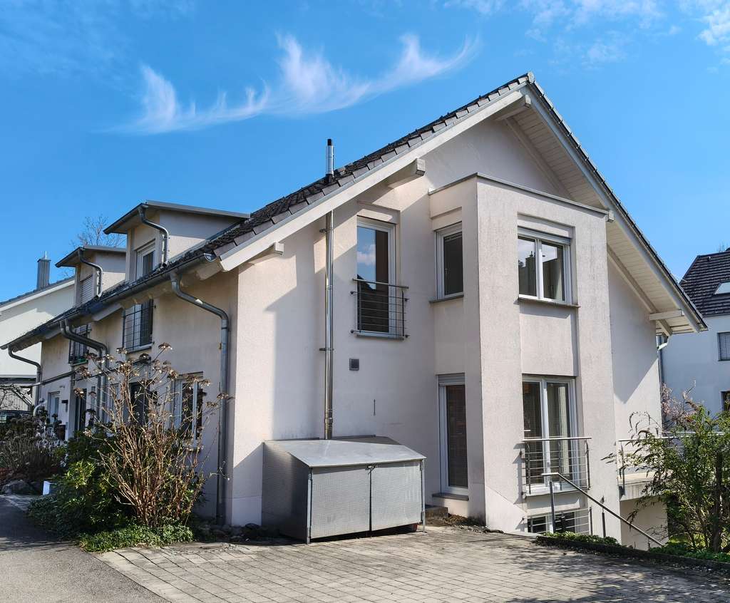 Immobilie in Wasserburg (Bodensee) - Zwei Gehminuten zum Bodensee! Moderne Doppelhaushälfte in Wasserburg - Bild 0