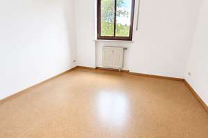 Selbstbezug oder Kapitalanlage - Sonnige 3-Zimmer-Wohnung mit Balkon und Einbauküche – Blombergstr. 15, 81825 Berg am Laim Ost, München – Vorschaubild 7