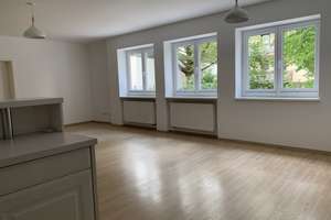 Ruhige und helle 2-Zi.-Wohnung mit Einbauküche, München-Obergiesing, Nähe U-Bahn Silberhornstr. – Die vollständige Adresse der Immobilie erhältst du vom Anbieter., 81539 Obergiesing, München – Vorschaubild 5