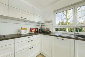 Neuwertiger Bungalow mit Gartenfreiraum & moderner Wohnatmosphäre! – Die vollständige Adresse der Immobilie erhältst du vom Anbieter., 35096 Weimar (Lahn) – Vorschaubild 7