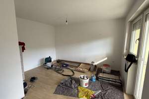 Erstbezug nach Sanierung: ansprechendes 4-Zimmer-Reihenmittelhaus mit Garage in Neutraubling – Die vollständige Adresse der Immobilie erhältst du vom Anbieter., 93073 Neutraubling – Vorschaubild 4