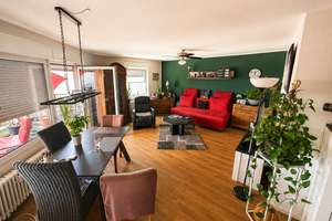 Sehr schöne Maisonettewohnung mit Terrassenbalkon und Dachterrasse