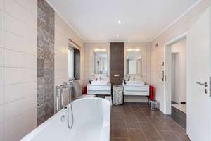 Property thumbnail 13