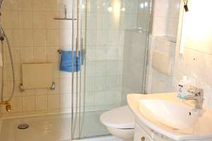 Klassische 3-Zimmer-Wohnung mit Einbauküche und Loggia in Leverkusen-Rheindorf! – Die vollständige Adresse der Immobilie erhältst du vom Anbieter., 51371 Rheindorf, Leverkusen – Vorschaubild 7