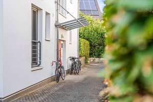 Dachgeschosswohnung mit Galerie & Tiefgarage – Die vollständige Adresse der Immobilie erhältst du vom Anbieter., 79117 Ebnet, Freiburg im Breisgau – Vorschaubild 2