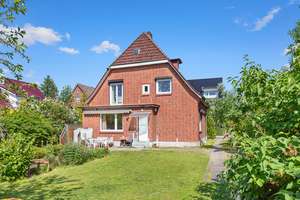 Einfamilienhaus mit Charme in traumhafter Anliegerstraße von Hamburg-Rahlstedt – Die vollständige Adresse der Immobilie erhältst du vom Anbieter., 22149 Rahlstedt, Hamburg – Vorschaubild 14
