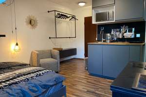 Modern möbliertes DG-Apartment in München Riem