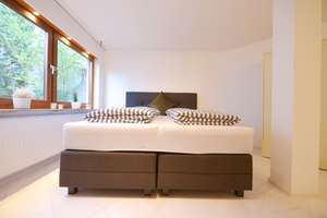 Zuhause mit modernisiertem Charme in Stuttgart-Weilimdorf – Niersteiner-Straße 0, 70499 Weilimdorf (Ortsteil), Stuttgart – Vorschaubild 3