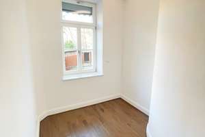 Schickes Nest! + Parkett + Fußbodenheizung + Balkon + Wanne & Dusche + Übernahme EBK möglich – Löbauer Straße 59, 4347 Schönefeld-Ost, Leipzig – Vorschaubild 15