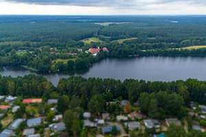Eigentumsland & Wasserzugang: Zwei Ferienbungalows in purer Natur – Bungalowsiedlung  15, 17255 Wustrow – Vorschaubild 3