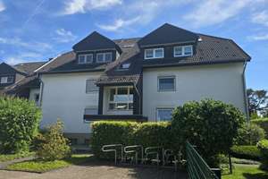 AW1919 IVD.  Lev-Schlebusch,  charmante Maisonette, Süd-Balkon, Einzelgarage, kurzfristig bezugsfrei – 51375 Schlebusch, Leverkusen – Vorschaubild 2