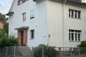 Viel Platz für den Alltag in diesem großzügigen Doppelhaus in Berlin
