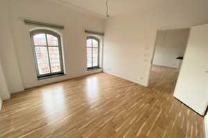 Mit Balkon zum Innenhof historischem Ambiente, EBK und Abstellkammer mit Waschmaschinenanschl.!! – Adolf-Heyden-Strasse 5, 12555 Berlin – Vorschaubild 6