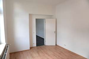 SCHÖNE SANIERTE ALTBAUWOHNUNG MIT EINBAUKÜCHE IM HERZEN VON DÜSSELDORF ELLER – 40229 Eller, Düsseldorf – Vorschaubild 36