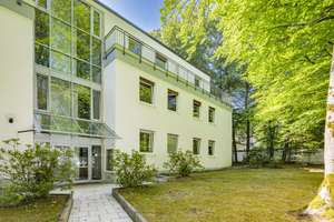 Harlaching-Menterschwaige: traumhaftes 4-Zimmer Penthouse – Die vollständige Adresse der Immobilie erhältst du vom Anbieter., 81545 Harlaching, München – Vorschaubild 3