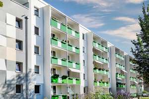 3-Raumwohnung* mit Aufzug, Dusche und Südbalkon – Irkutsker Straße 109, 9119 Kappel, Chemnitz – Vorschaubild 4