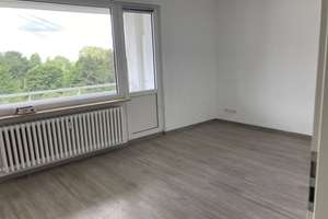 Hier hat jeder Platz: günstig geschnittene 3 - Zi.-Wohnung mit Ausblick ins Grüne – Weitmarer Str. 149, 44795 Weitmar-Mitte, Bochum – Vorschaubild 3