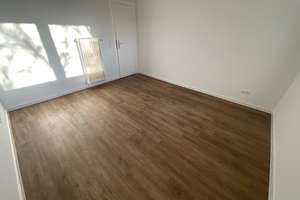 Frisch renovierte 2 Zimmer-Wohnung mit Balkon und modernisiertem Tageslichtbad mit Wanne – Mozartstr. 11, 23556 Sankt Lorenz Nord, Lübeck – Vorschaubild 17