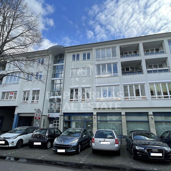 Helle offene Bürofläche in den Zollstockarkaden 