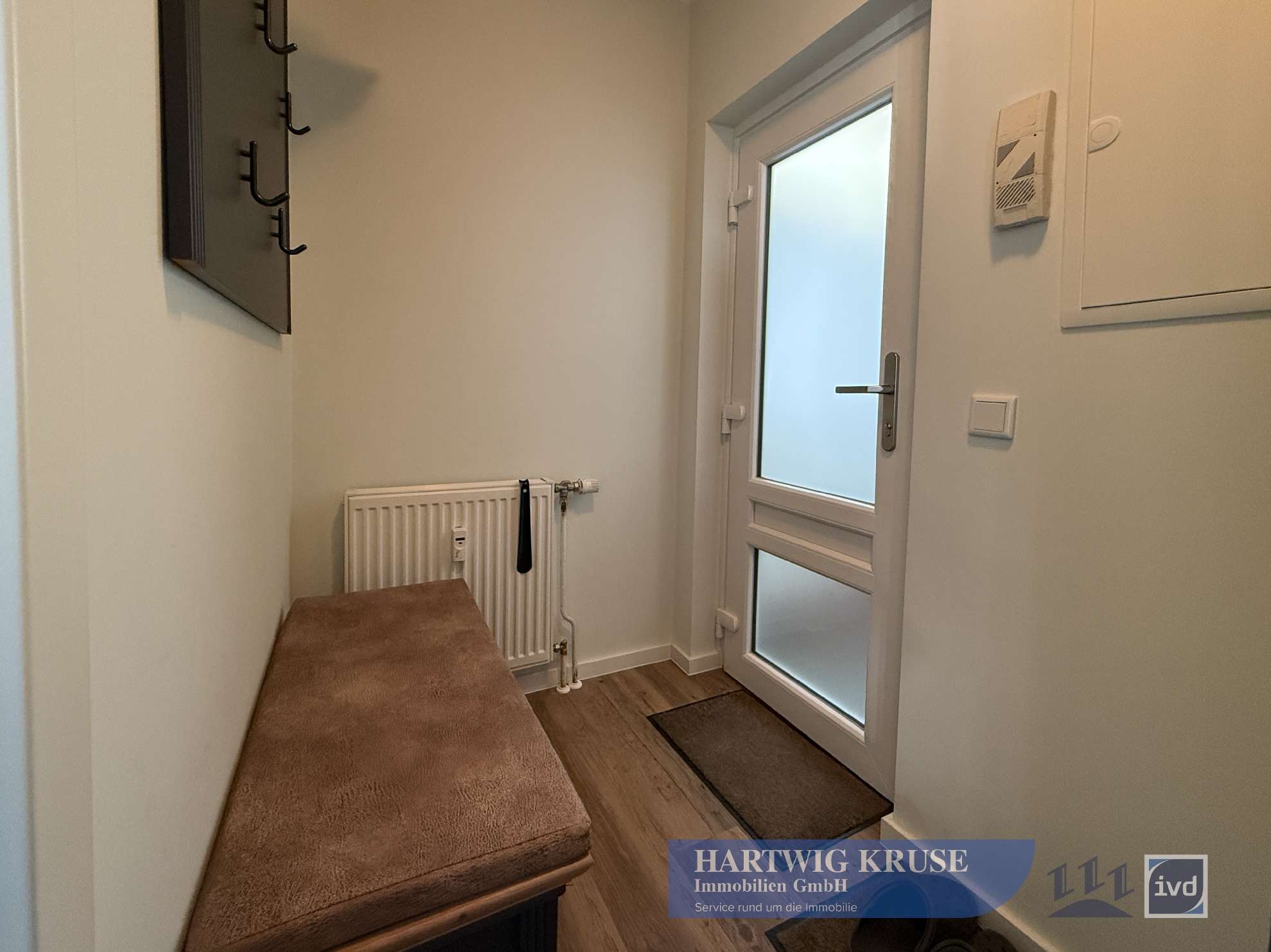 Immobilie in Großenbrode - Strandnah genießen: Möblierte Ferienoase mit Terrasse und Meeresrauschen - Bild 3