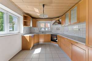 Großzügig, lichtdurchflutet und unzählige Möglichkeiten - Geräumiges Wohnhaus in Eggingen – Die vollständige Adresse der Immobilie erhältst du vom Anbieter., 89079 Eggingen, Ulm – Vorschaubild 17