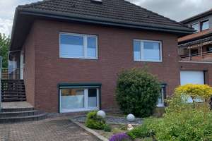 " Top gepflegtes Einfamilienhaus mit Einliegerwohnung - Ihr neues Zuhause mit Wohlfühlgarantie" – Die vollständige Adresse der Immobilie erhältst du vom Anbieter., 30890 Barsinghausen – Vorschaubild 1