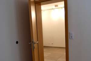 4,5-Zimmer-Architektenwohnung, Erbpacht-Grundstück, in ruhiger Grünlage, Südbalkon & TG, von Privat – Freiherr vom Stein Straße 3, 93049 Westenviertel, Regensburg – Vorschaubild 17