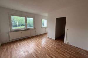 Charmante 1-Zimmer Wohnung| Einbauküche nach eigener Wahl – Neuplanitzer Straße 27, 8062 Neuplanitz, Zwickau – Vorschaubild 2