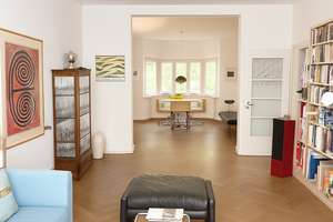 Düsseldorf-Golzheim! Tolle 3-4-Zimmer Altbauwohnung mit Balkon und TG-Einstellplatz!!!