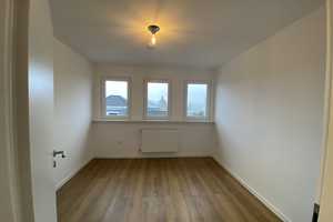 Nahe Uni Wuppertal. Möbliertes WG-Zimmer in Loftwohnung mit EBK, Designer-Duschbad & Gäste WC. – Blumenstr. xx, 42119 Wuppertal – Vorschaubild 46