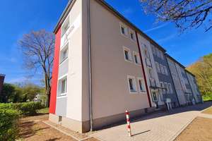 ***4- Zimmerwohnung mit Balkon im Eichelkamp zum 01.08.2026/01.07.2026*** – Eichelkamp 22, 38440 Eichelkamp, Wolfsburg – Vorschaubild 3