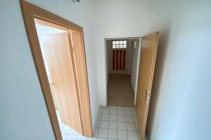 Helle Erdgeschosswohnung mit Tageslichtbad, Badewanne, Innenhofnutzung unweit der Elbwiesen – Alt Westerhüsen 149, 39122 Westerhüsen, Magdeburg – Vorschaubild 5