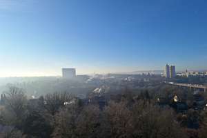 Wohnung mit Weitblick! Schöne 2,5 - 3,5 Zimmerwohnung in Stuttgart-Möhringen! – Die vollständige Adresse der Immobilie erhältst du vom Anbieter., 70567 Möhringen-Ost, Stuttgart – Vorschaubild 1