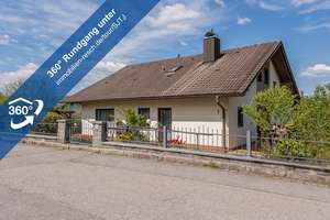 Passau-Neustift/Zentrum: Einfamilienhaus mit Einliegerwohnung – Die vollständige Adresse der Immobilie erhältst du vom Anbieter., 94036 Neustift, Passau – Vorschaubild 1