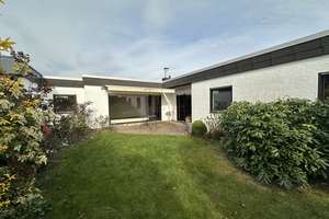 Charmanter Bungalow mit familienfreundlicher Raumaufteilung und schönem Garten am Brüser Berg! – Die vollständige Adresse der Immobilie erhältst du vom Anbieter., 53125 Brüser Berg, Bonn – Vorschaubild 3