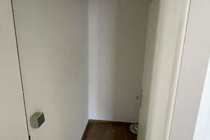 Helle und moderne Dachgeschloß-2-Zimmer Wohnung, 55 m², zentral gelegen auf der Altendorfer Straße – Altendorfer Straße 591, 45355 Schönebeck, Essen – Vorschaubild 8