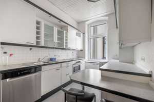 🍀 Sensation im Bergmannkiez - heller 3 Zimmer Altbau Rohdiamant mit Balkon, Gäste WC und Dielen – Berlin – Vorschaubild 8