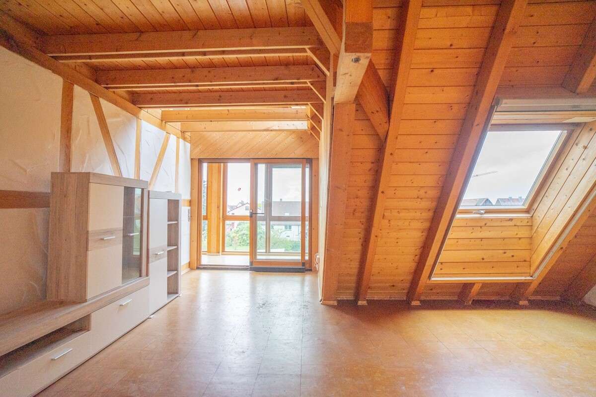 Immobilie in Stutensee - Großzügiges Einfamilienhaus mit Einliegerwohnung, Gewölbekeller und idyllischem Garten – Viel Platz  - Bild 8