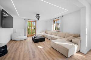 Mediterranes Wohnglück: Stilvolles EFH mit idyllischem Garten und Garage in 79312 Emmendingen – Die vollständige Adresse der Immobilie erhältst du vom Anbieter., 79312 Emmendingen – Vorschaubild 15