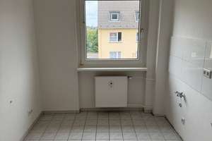 Renovierte Wohnung mit Balkon in Essen-Bergeborbeck!  – Bocholder Straße 334, 45356 Bochold, Essen – Vorschaubild 5