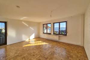 Familienparadies mit Garten und Ausblick: Gepflegte Doppelhaushälfte in S-Lederberg – Die vollständige Adresse der Immobilie erhältst du vom Anbieter., 70619 Lederberg, Stuttgart – Vorschaubild 4