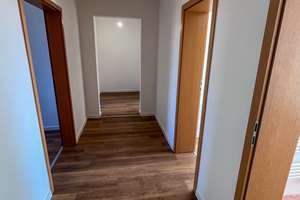 JUNGE PÄRCHEN AUFGEPASST - (KLEINE) 3 Zimmer-Wohnung sucht neue Mieter – Hohenwindenstraße 8, 99086 Ilversgehofen, Erfurt – Vorschaubild 3