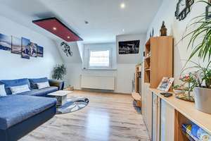 zentrale, große 4 Zimmerwohnung über 2 Etagen in Solingen – Bismarckstraße 16, 42659 Solingen-Mitte, Solingen – Vorschaubild 5