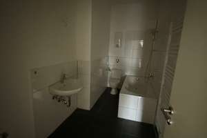 Endlich eine familiengerechte Wohnung zur Miete! ... und bezahlbar! DANK PHP! – Weseler Str. 159, 47169 Marxloh, Duisburg – Vorschaubild 6