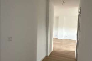 Kernsaniert & bezugsfertig -helle 2 Zimmer Dachgeschosswohnung- – 45899 Buer, Gelsenkirchen – Vorschaubild 4