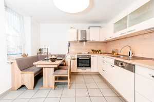 MEHRGENERATIONENHAUS - Einfamilienhaus mit Garten, Pool und großer Werkstatt in Radolfzell – Konstanz (Kreis) – Vorschaubild 3