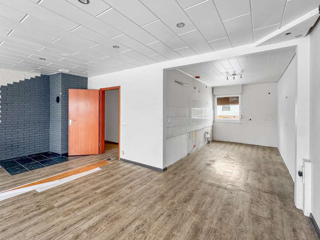 Immobilie in Nordstemmen - Freistehendes Einfamilienhaus mit Garten und viel Potenzial in ruhiger Lage von Nordstemmen - Bild 3