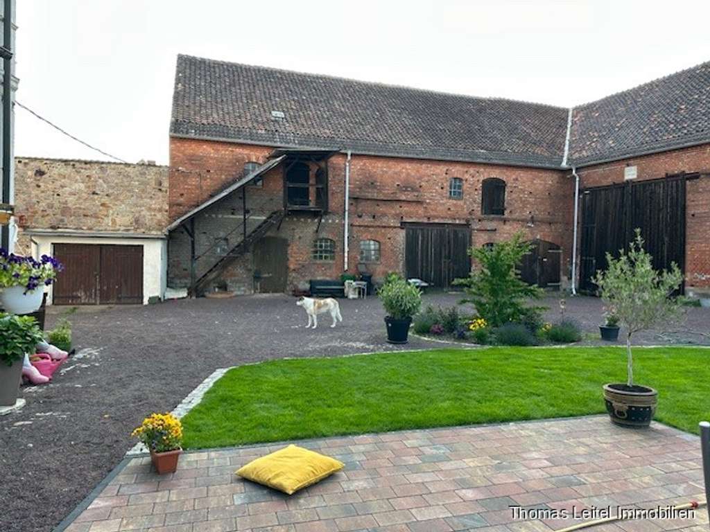 Immobilie in Wanzleben-Börde - Repräsentatives Anwesen für individuelles Wohnen - Bild 2