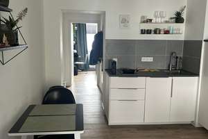 Alltagstaugliche 2-Zimmer-Wohnung in zentraler Lage von Düsseldorf – Aderstrasse 43, 40215 Friedrichstadt, Düsseldorf – Vorschaubild 2